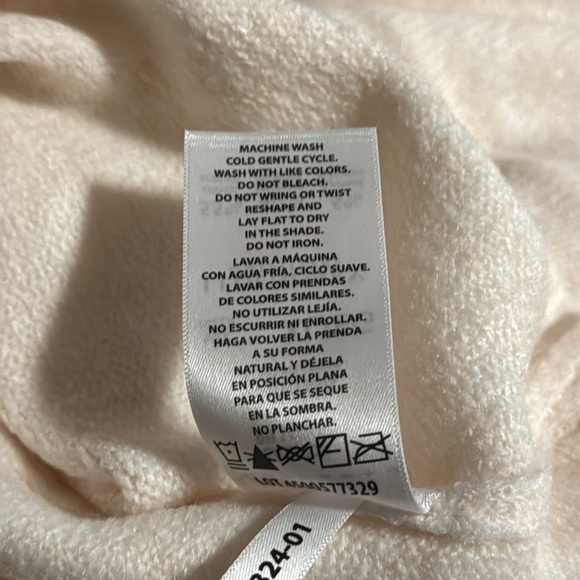 Legendary Outfitters Ladies' Cozy Knit Sweater Cream Oatmeal Crewneck Sweater - Picture 9 of 10